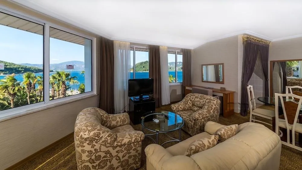 L'Etoile Hotel İçmeler 4*,