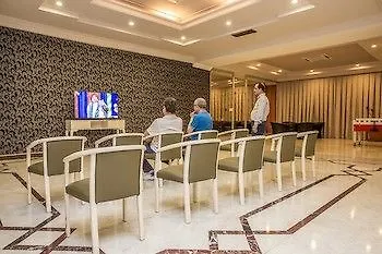 L'Etoile Hotel İçmeler